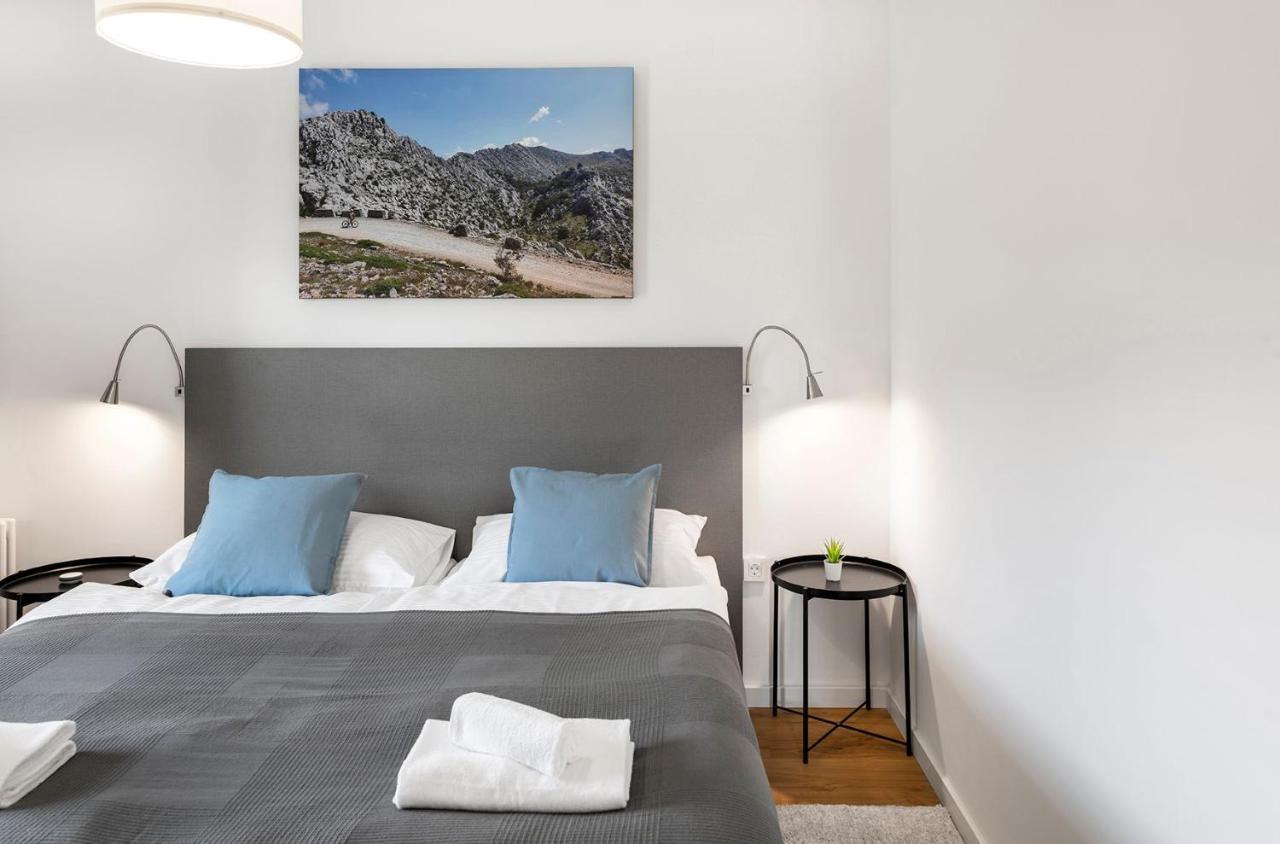 Velebit Lodge Lovinac  Extérieur photo